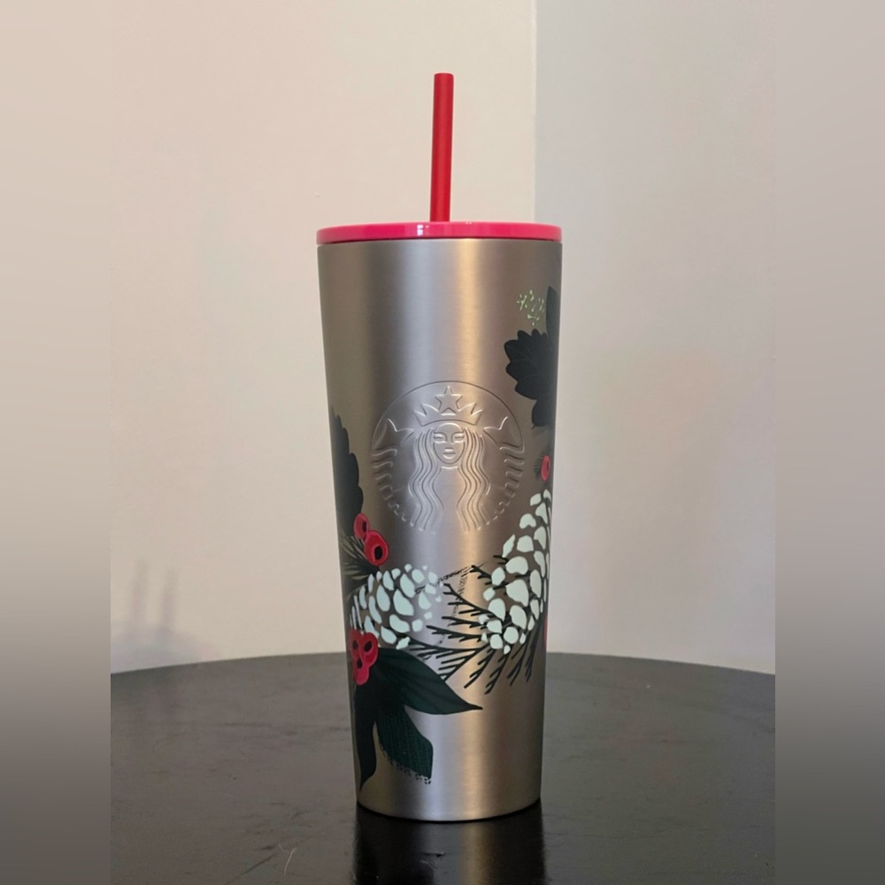 New Starbucks Christmas Edition 24ounce Metal Tumbler‎